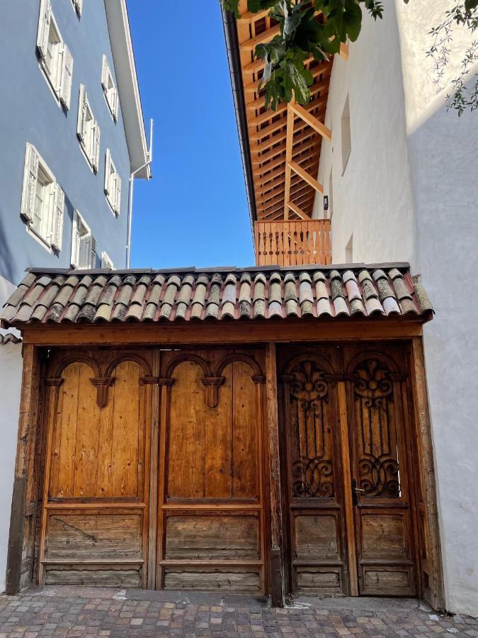 Ferienwohnung Schmitte am Sonnenwirtsplatz Eppan an der Weinstraße Exterior foto