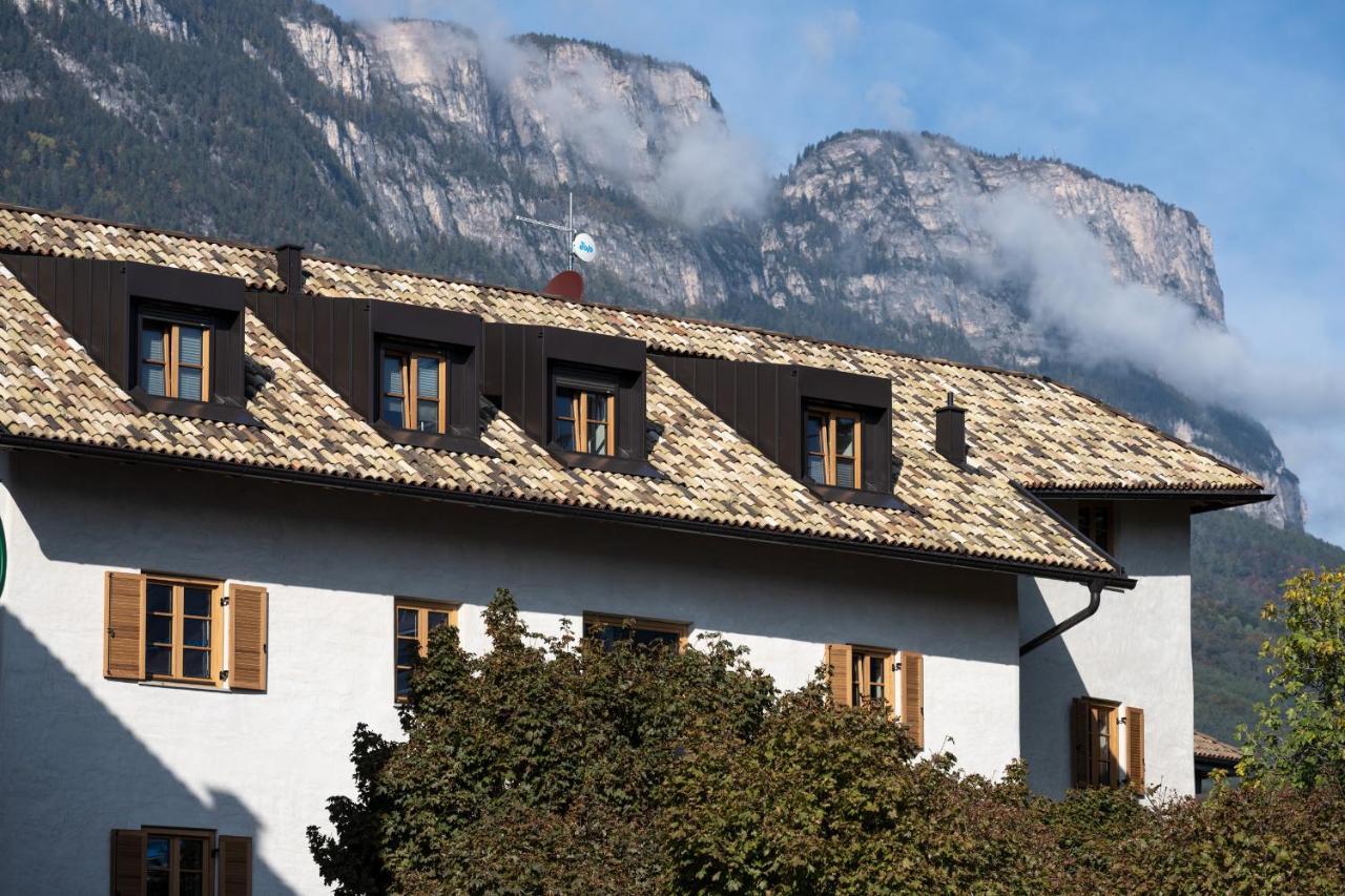 Ferienwohnung Schmitte am Sonnenwirtsplatz Eppan an der Weinstraße Exterior foto