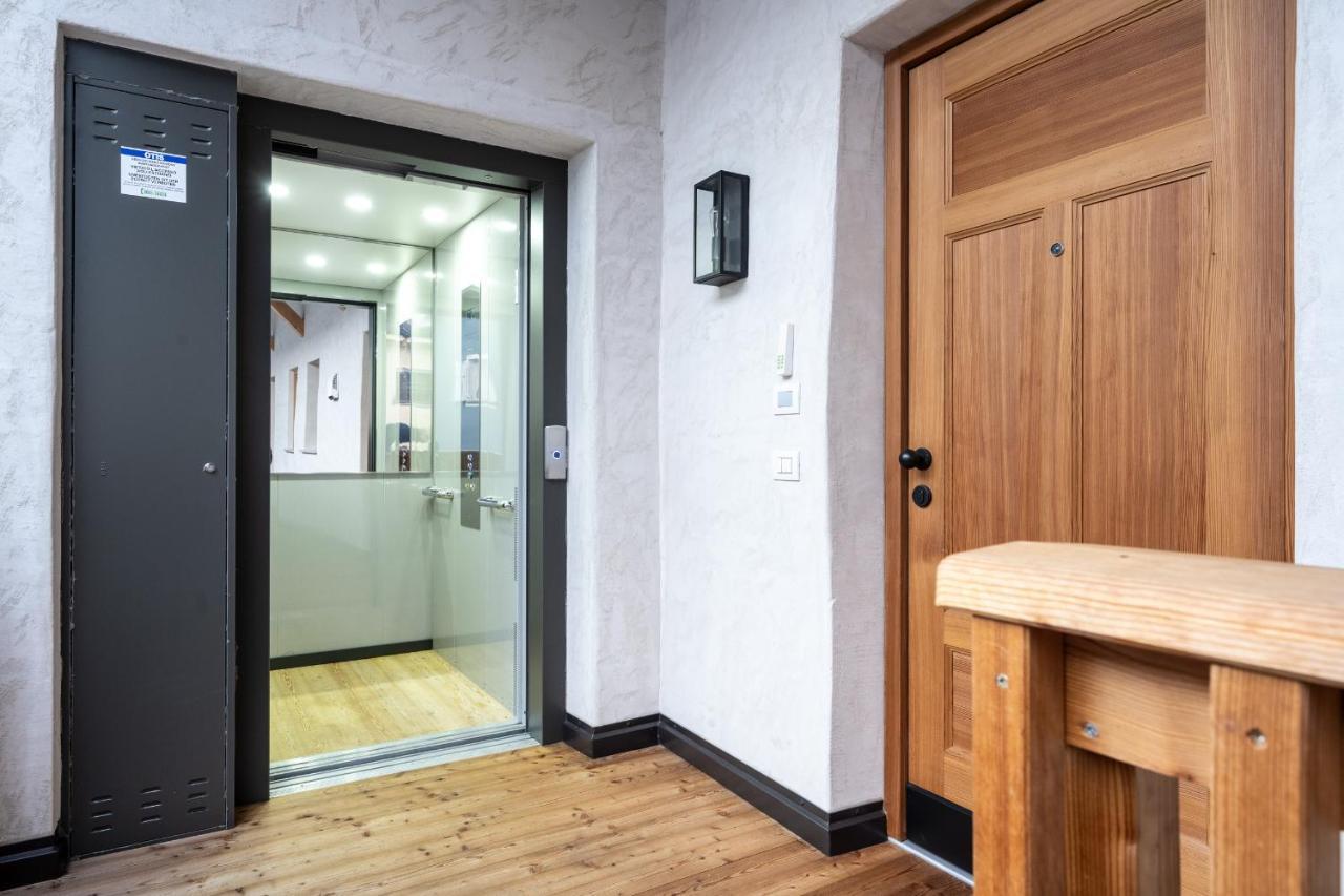 Ferienwohnung Schmitte am Sonnenwirtsplatz Eppan an der Weinstraße Exterior foto