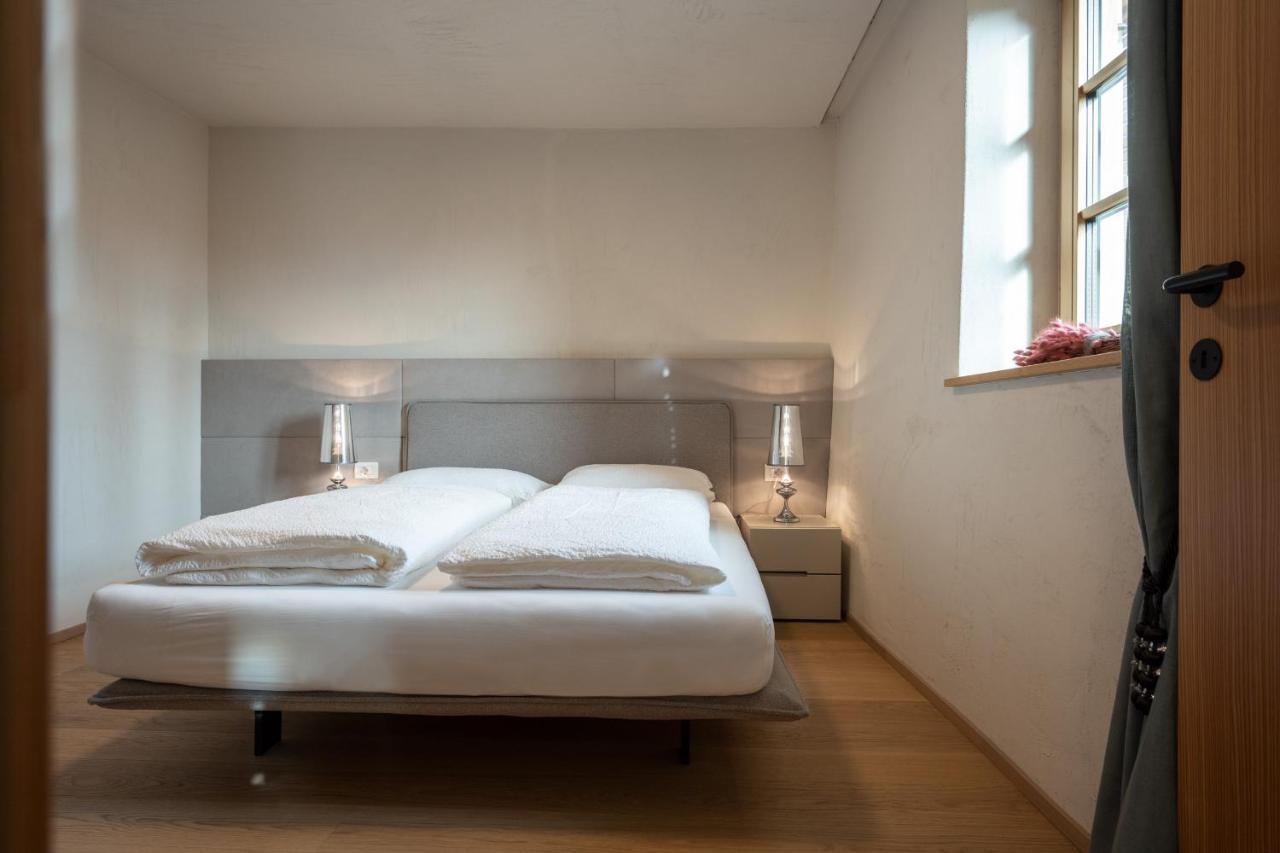 Ferienwohnung Schmitte am Sonnenwirtsplatz Eppan an der Weinstraße Exterior foto