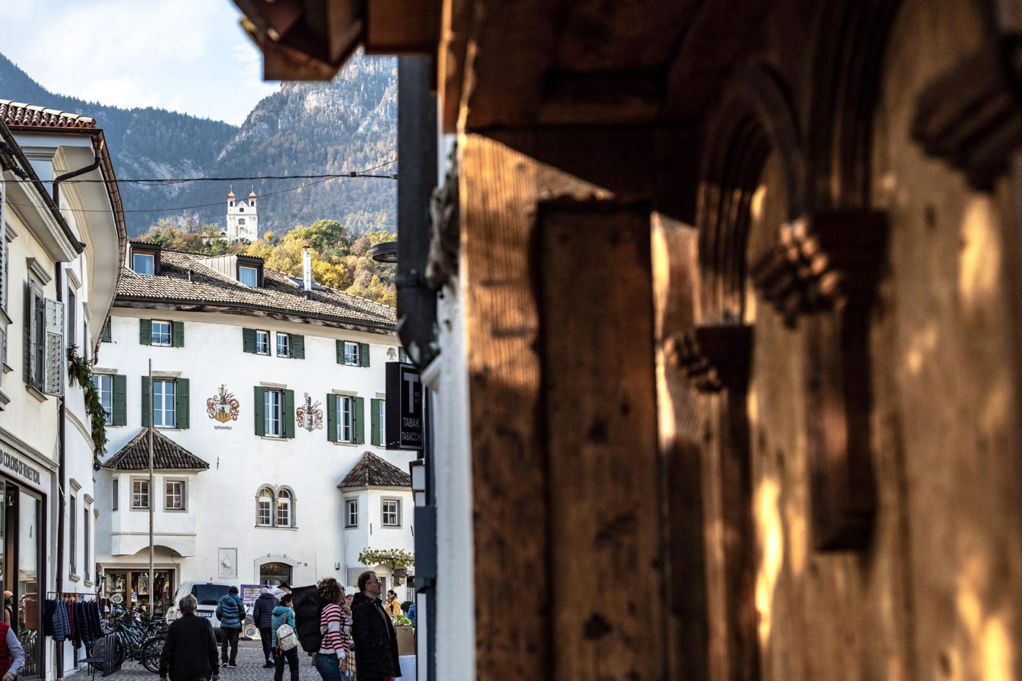 Ferienwohnung Schmitte am Sonnenwirtsplatz Eppan an der Weinstraße Exterior foto